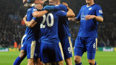 圣詹姆斯公园4-3！伊萨克双响+50球里程碑，纽卡斯尔11分钟4球逆转森林杀入前五