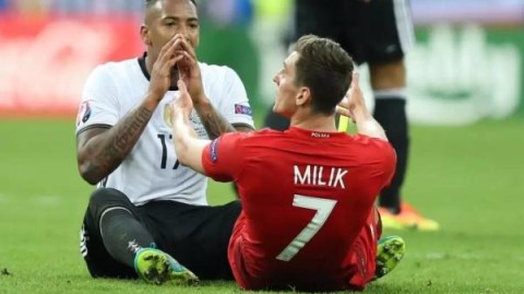 官方：奥格斯堡签下18岁日本前锋小野田亮汰，双方签约四年半