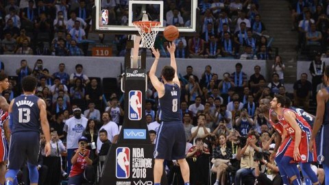 从落后30分到神奇翻盘！独行侠这口气到底有多硬？最后5秒黄蜂把自己玩死了