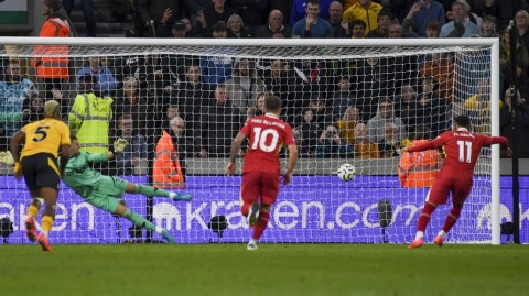 标题：3-1擒铁锤！萨拉赫点射+努涅斯若塔破门，利物浦主场击退西汉姆延续不败