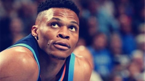 门兴后卫：我真的不是那种轻易倒地的球员，吉拉西明显犯规了