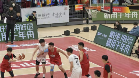 大寒之夜那团烧不尽的橙火！温州主场7686丽水，这场“瓯江德比”看得我眼眶发烫