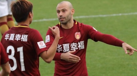 《17轮8球2助攻，英超半程最佳新援我选他》