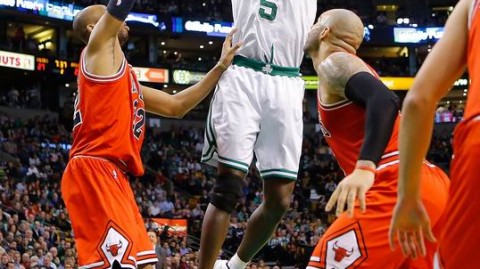 一场“约老师划水”都能赢的球？掘金打公牛这场，真把我看乐了