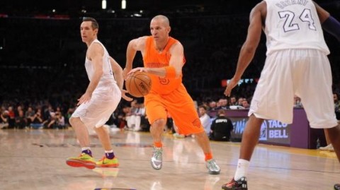 圣诞夜的逆袭：当勇士把圣诞大餐从“惨案”变成“惨案制造者”