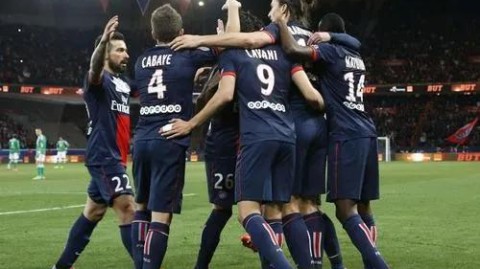 法甲降维打击：雷恩11分钟连吃两张红牌，升班马洛里昂4-0血洗布列塔尼德比